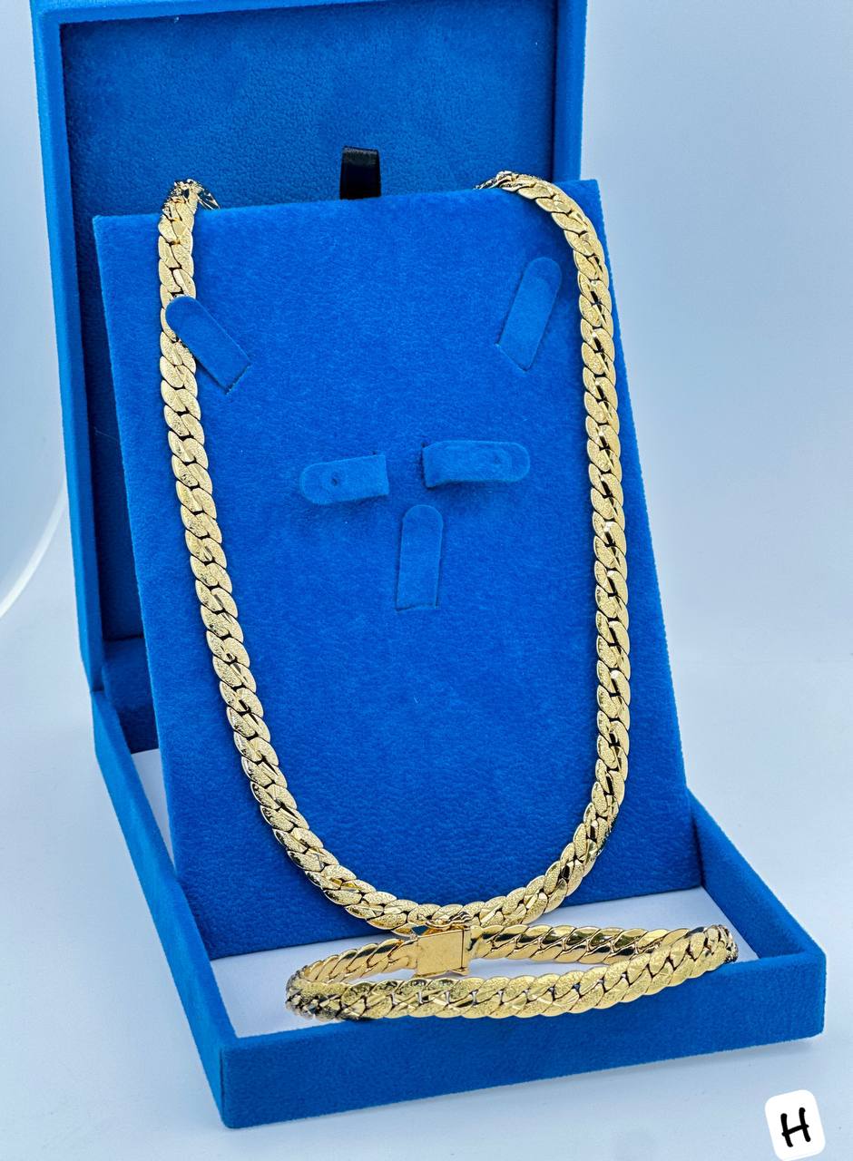 طقم الرادكو الذهبي